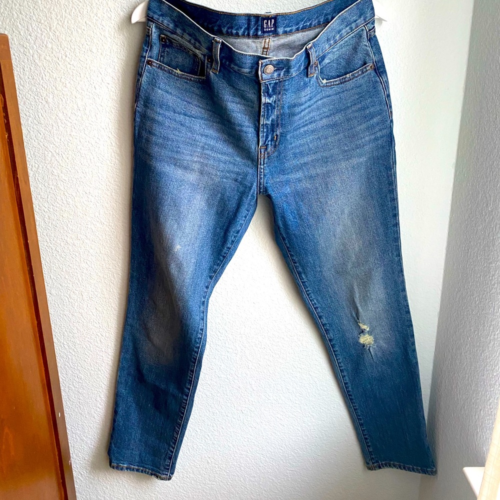 GAP Women's Boyfriend Jeans - Medium Blue Wash